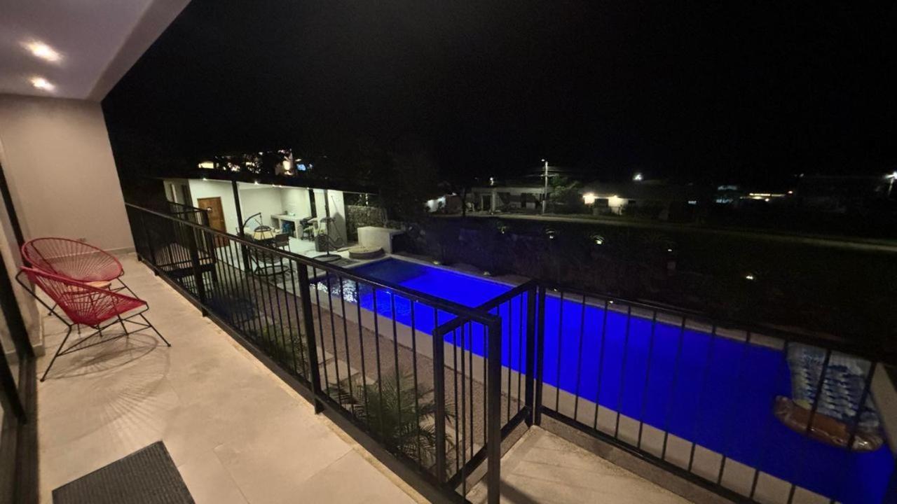 Tamarindo Beach, Prime Location, Fantastic Watersalt Pool & Cold Plunge, Family & Friends Exterior foto
